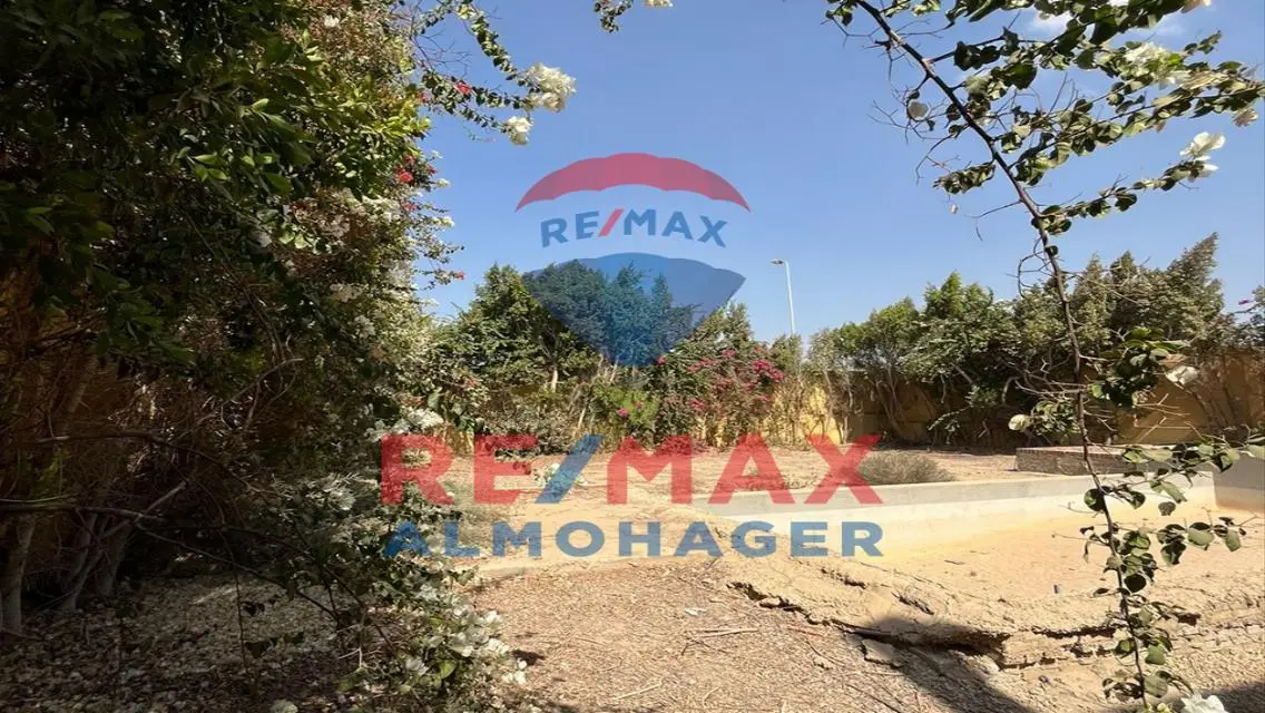 Resale: 65% Finished Villa w Private Pool in Tara