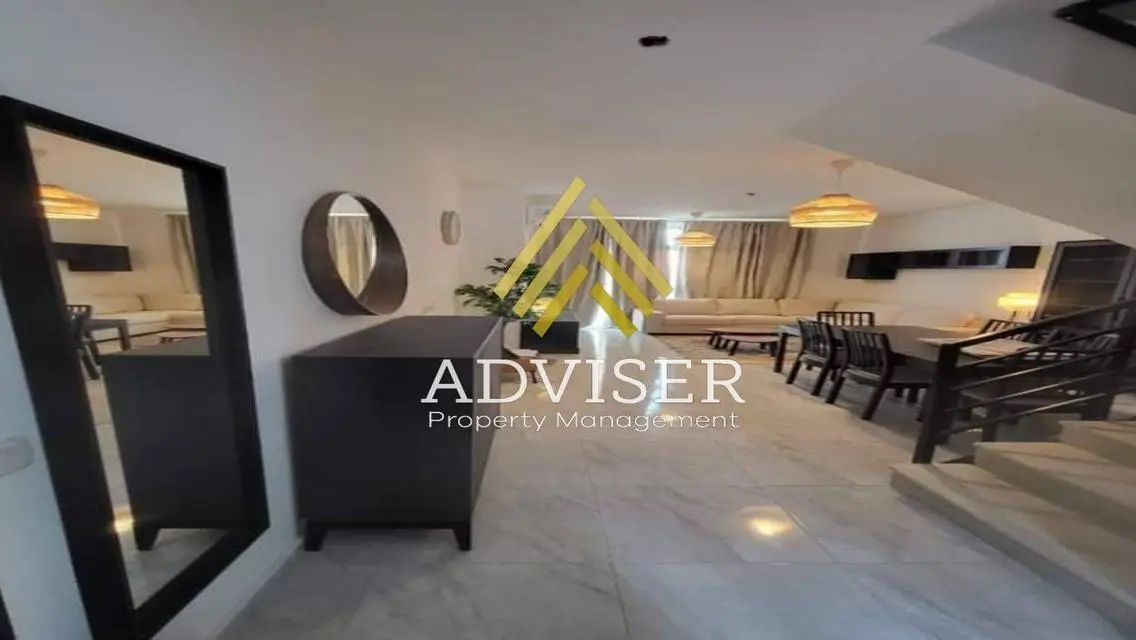 Finished Duplex with 5% disc in Montenapoleone