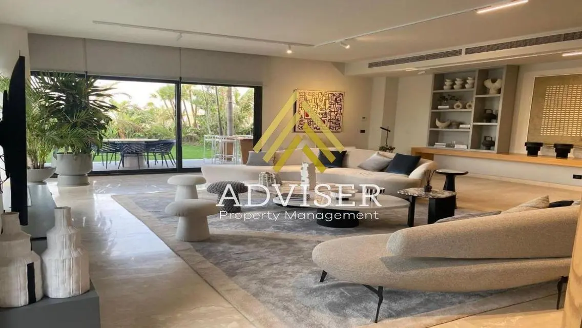 Finished Duplex with 5% disc in Montenapoleone