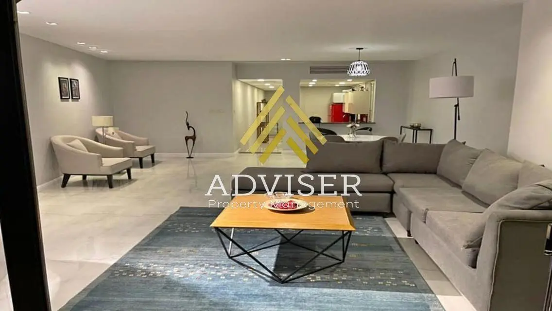 Finished Duplex with 5% disc in Montenapoleone
