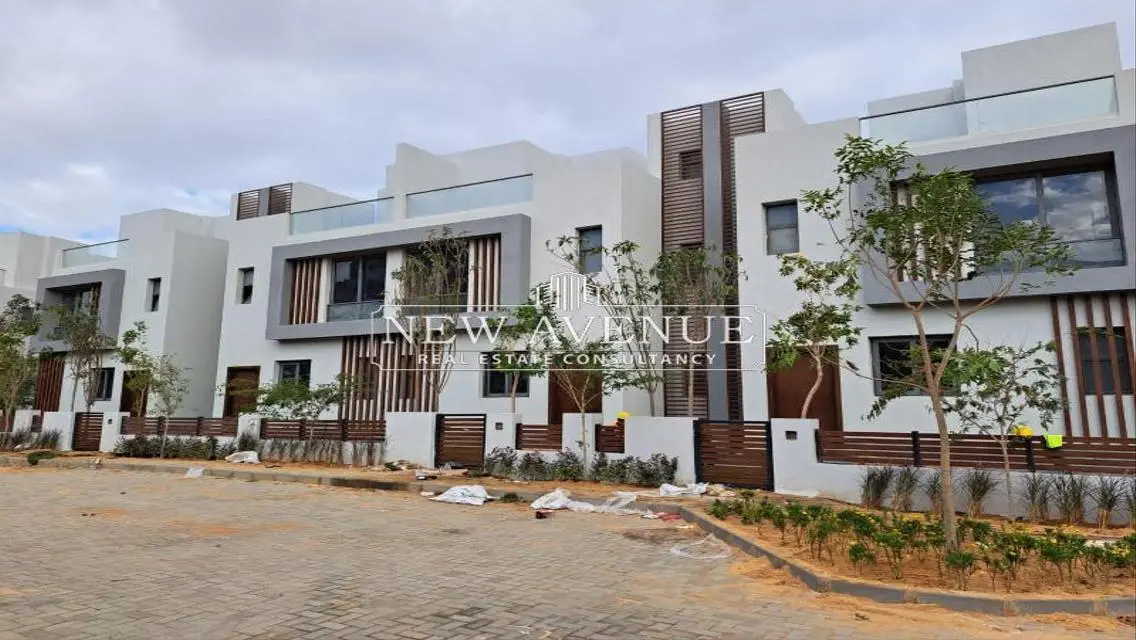 Apartment 3 bedrooms fully finished for sale