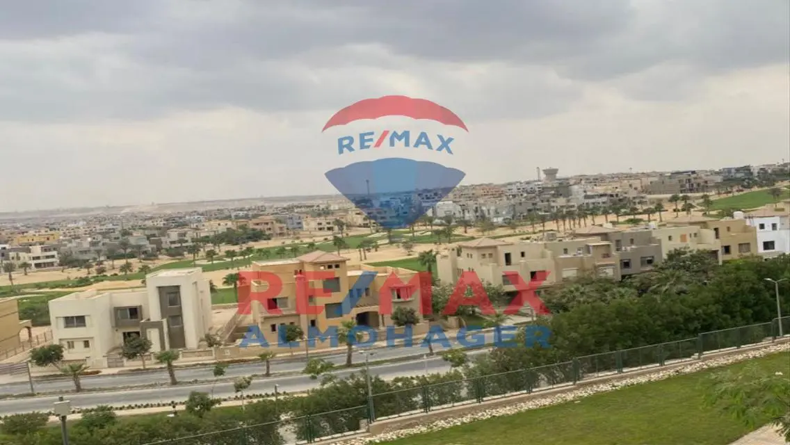 بنتهاوس بموقع مميز - فيو مفتوح من جميع الغرف