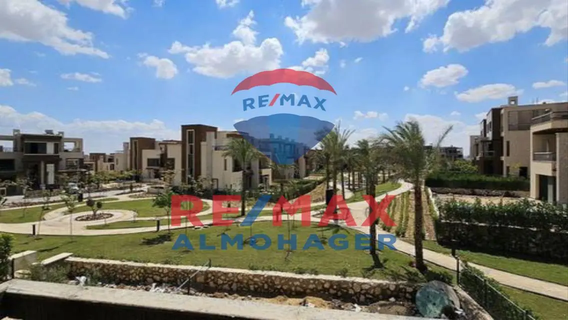 Rare Huge Villa - 3 Floors With Basement- New Giza