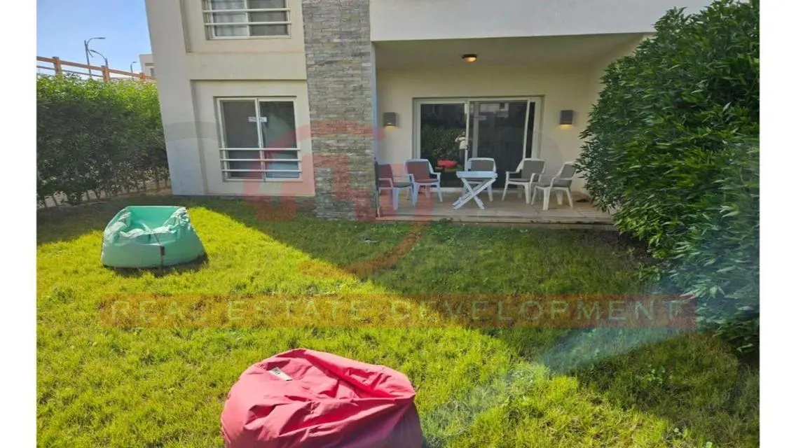 Luxury Apartment in Gated Community with Private Garden