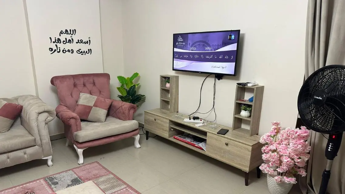 For Sale: Property 220 Square Meters in a Prime Location