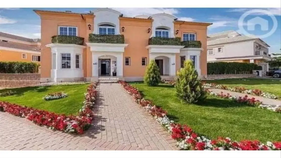 Luxury Villa in Layan Sabour Compound