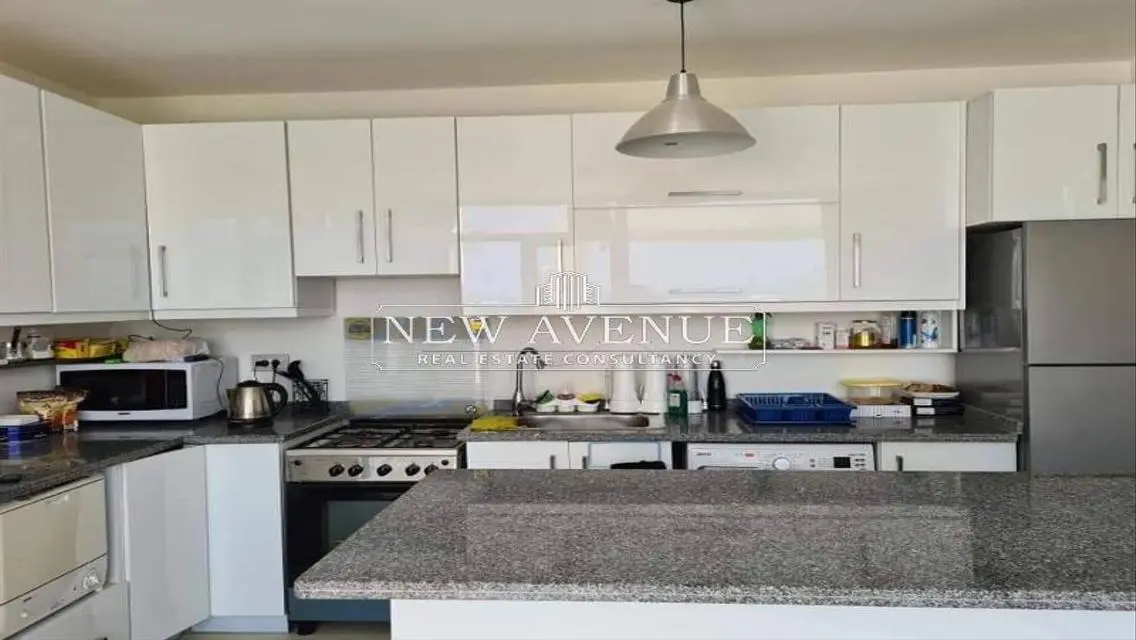 Penthouse fully finished &amp; Furnished Full sea view