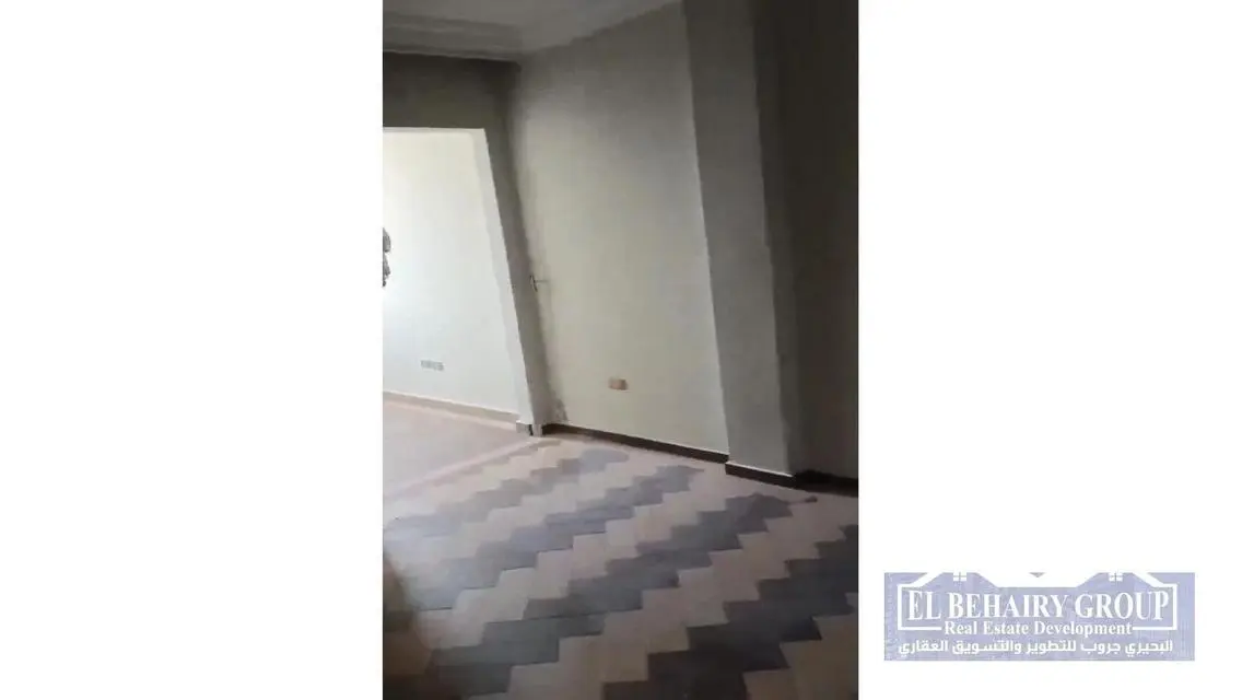 دوبليكس للايجار في التجمع الخامس كمبوند زيزينيا