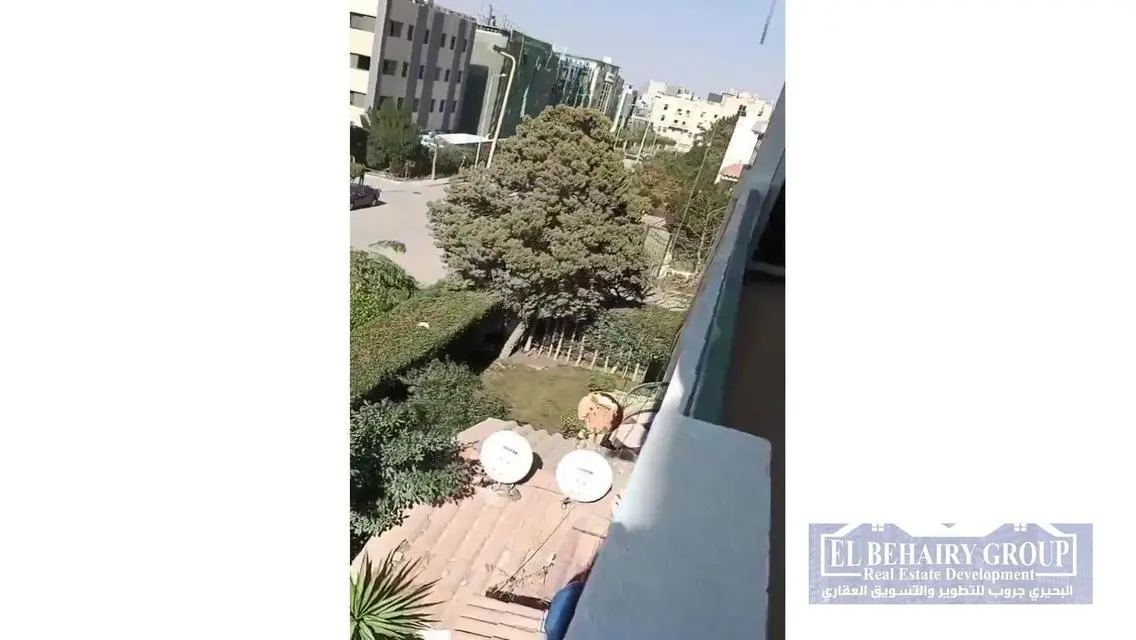 دوبليكس للايجار في التجمع الخامس كمبوند زيزينيا