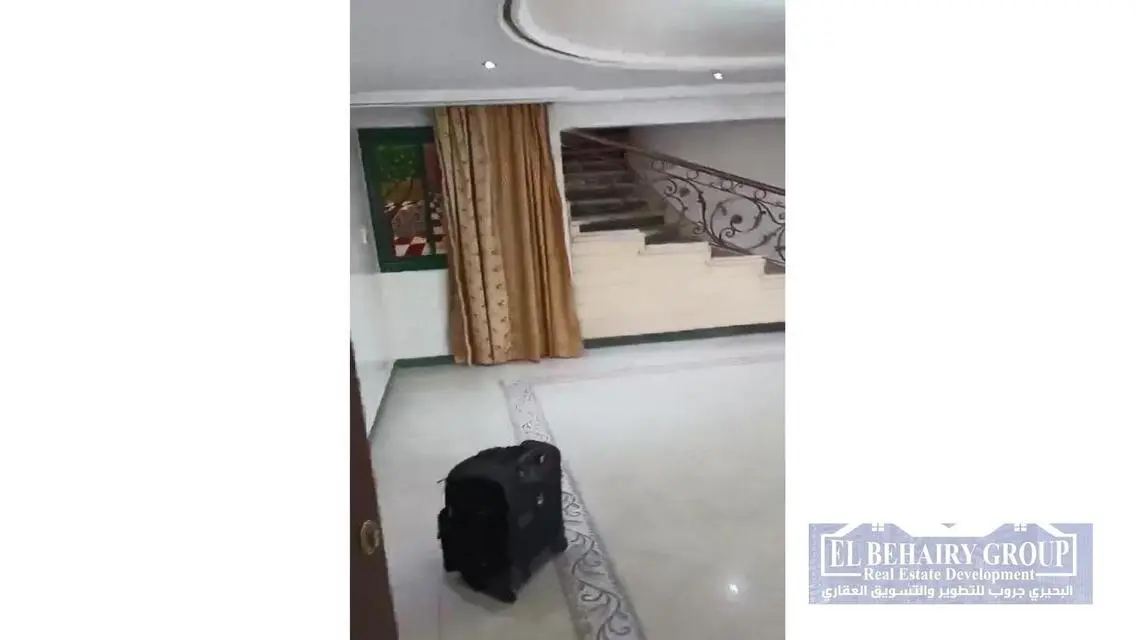 دوبليكس للايجار في التجمع الخامس كمبوند زيزينيا