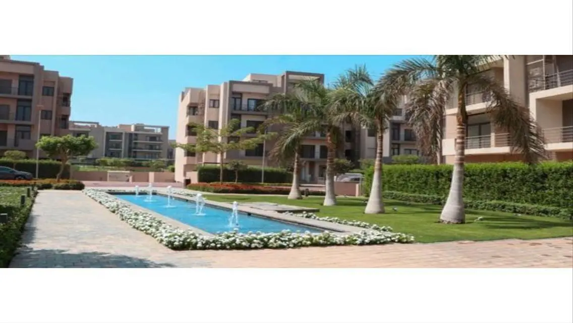 Luxury Apartment in Al Marasem Compound - Fifth Square 130 sqm