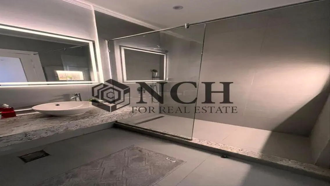 Luxury Apartment with Stunning Views at a Great Price