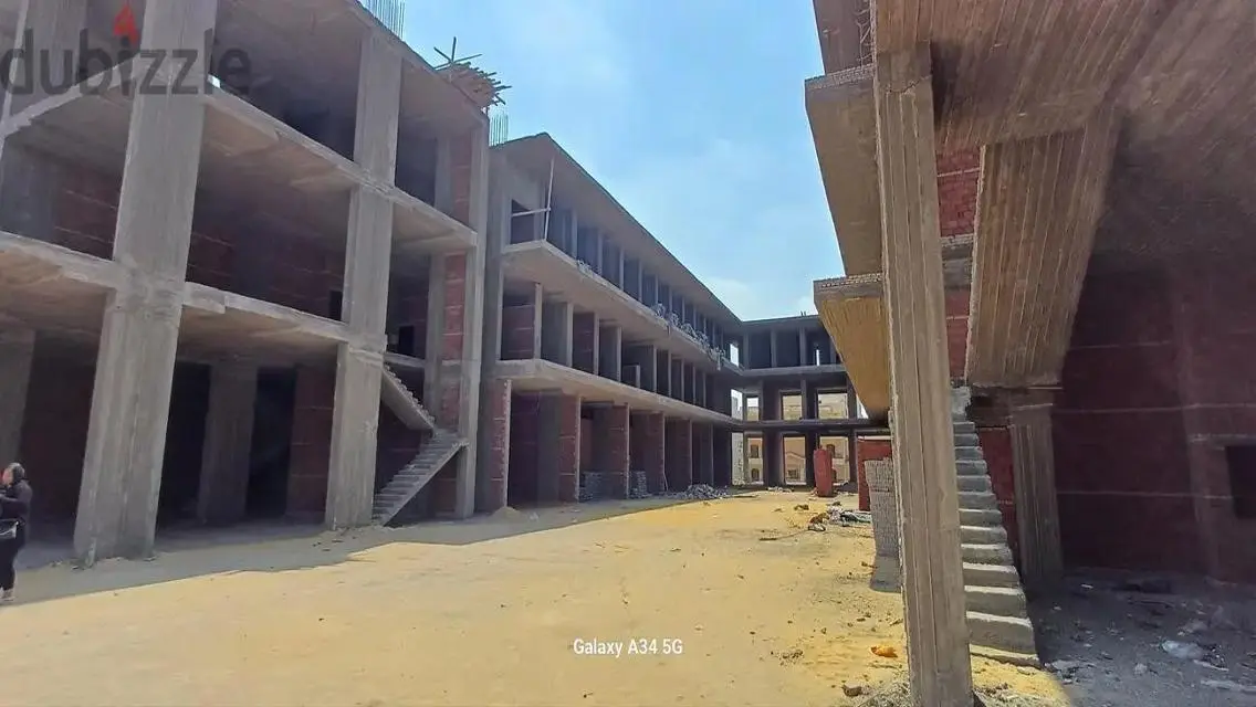تجربة تسوق فريدة في مول V Terrace - القاهرة الجديدة