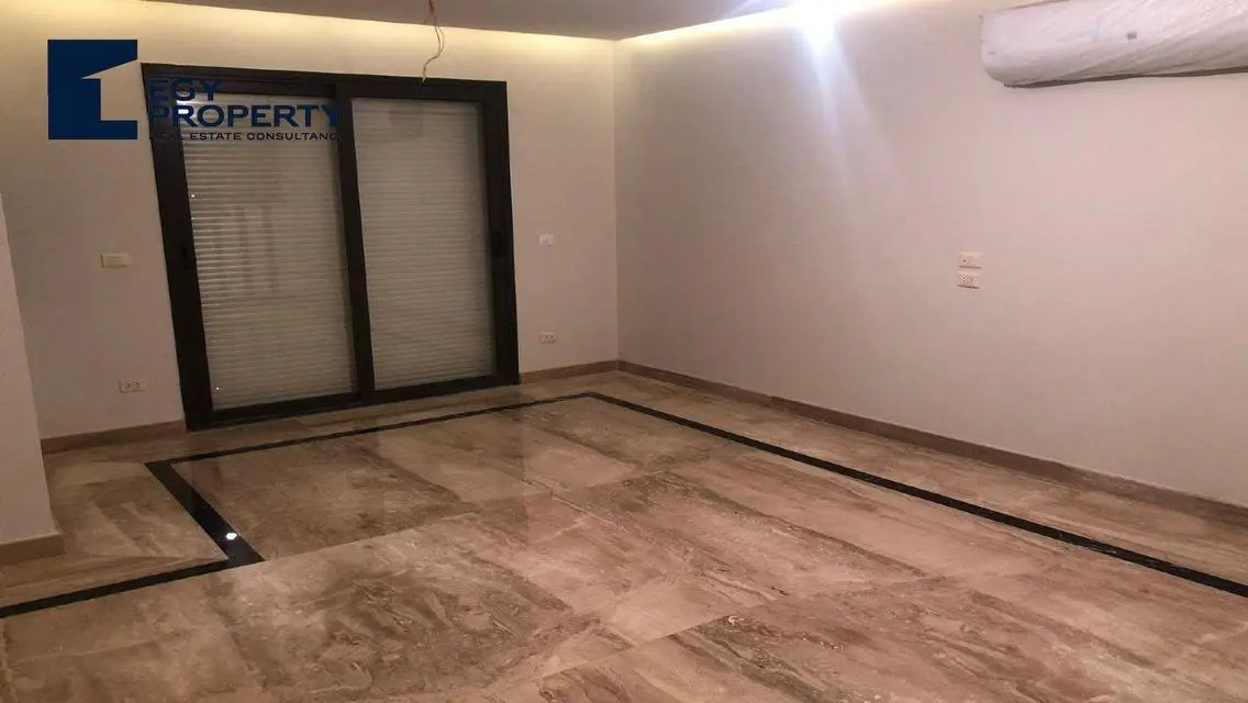 تاون هاوس متشطب للايجار في ميفيدا التجمع الخامس
