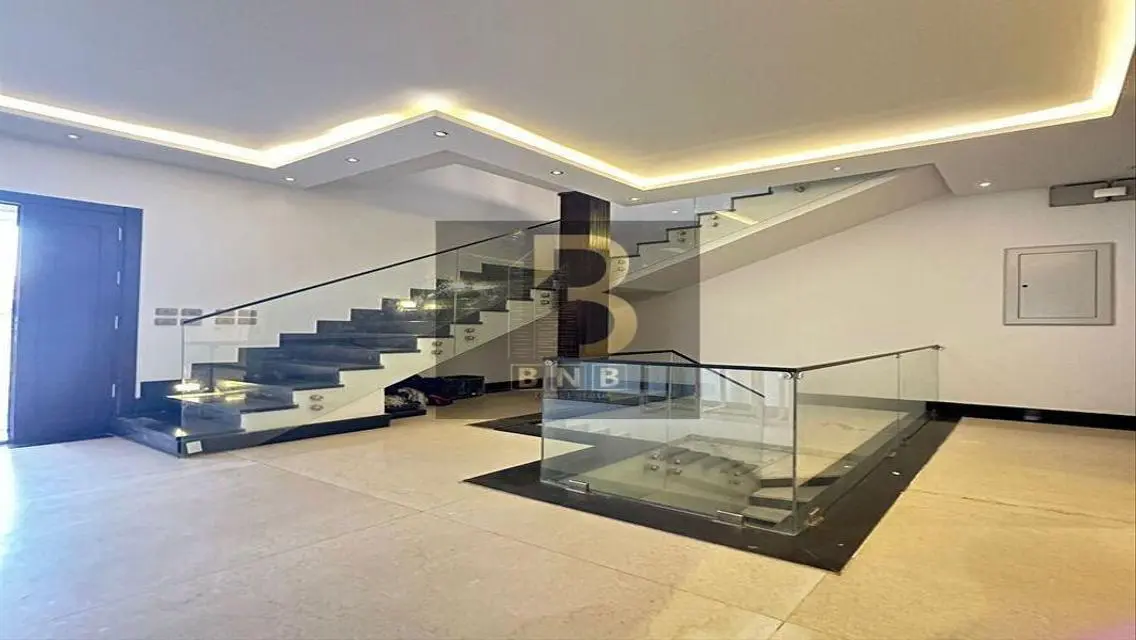 Luxury Villa with Private Garden and Pool for Sale