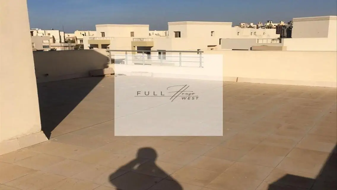 فيلا جراند هايتس ارض 600 مباني 345 متشطبه +جاردن