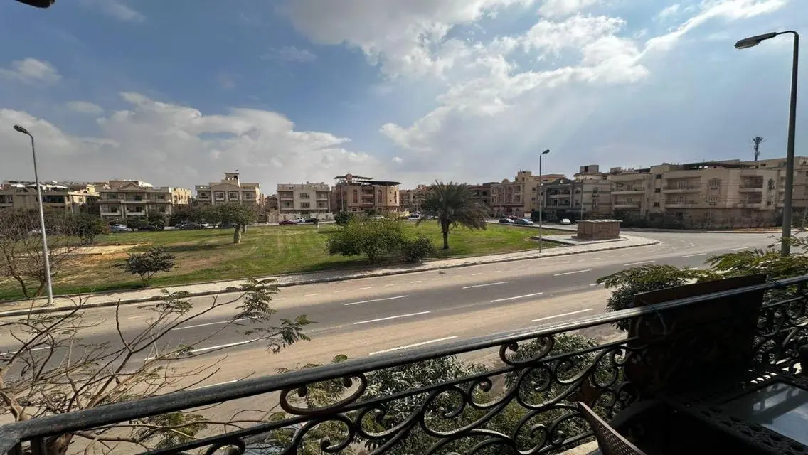 مفروش للايجار في الياسمين بفيو مميز علي جاردن