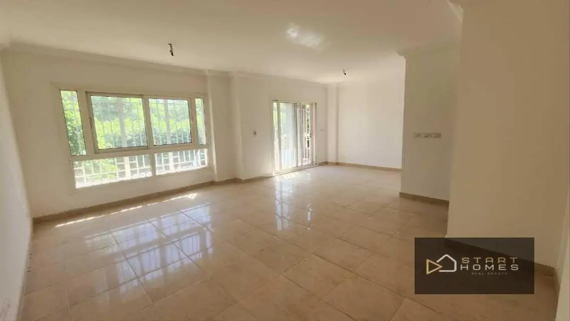 Luxury Apartment in Tower B10