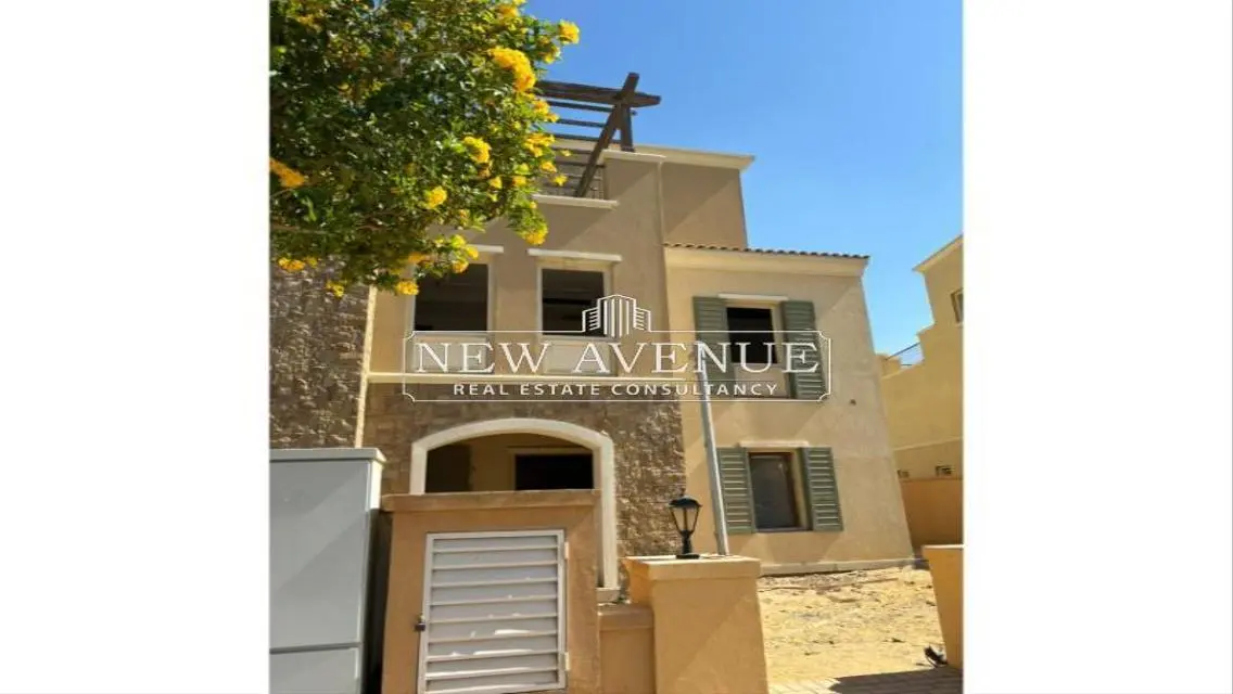 Luxurious Apartment with Spacious Views