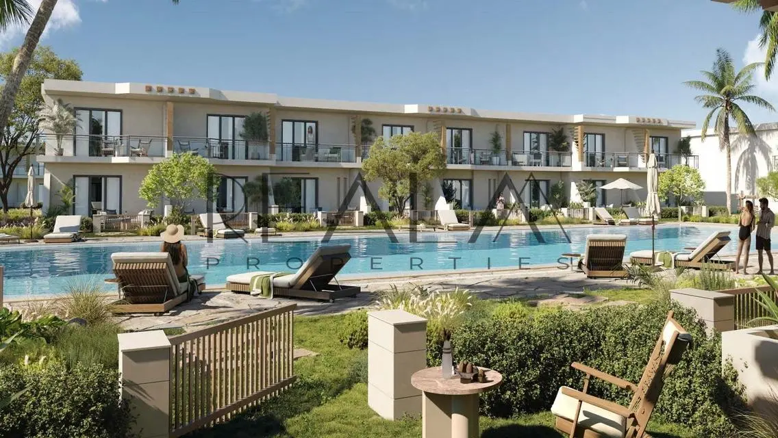 Stunning Villa with Lake View