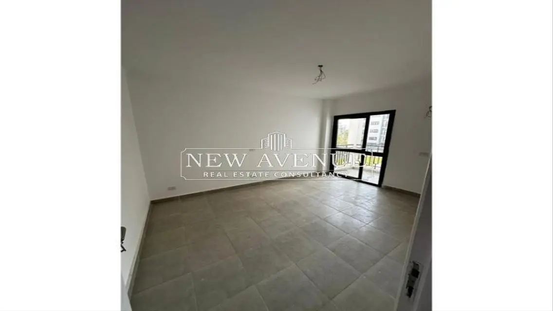 Stunning Apartment for Sale with Meter Space