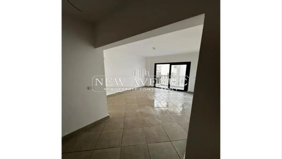 Stunning Apartment for Sale with Meter Space