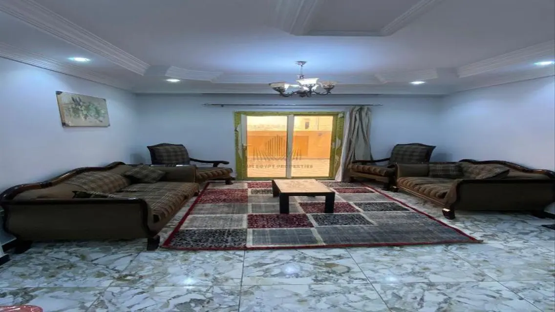 5 Room Apartment for Sale