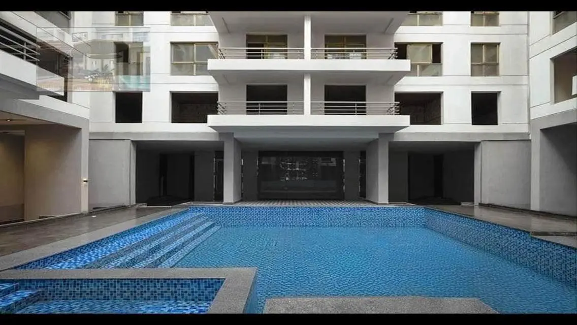 Luxurious Apartment with Lake Views in Degla