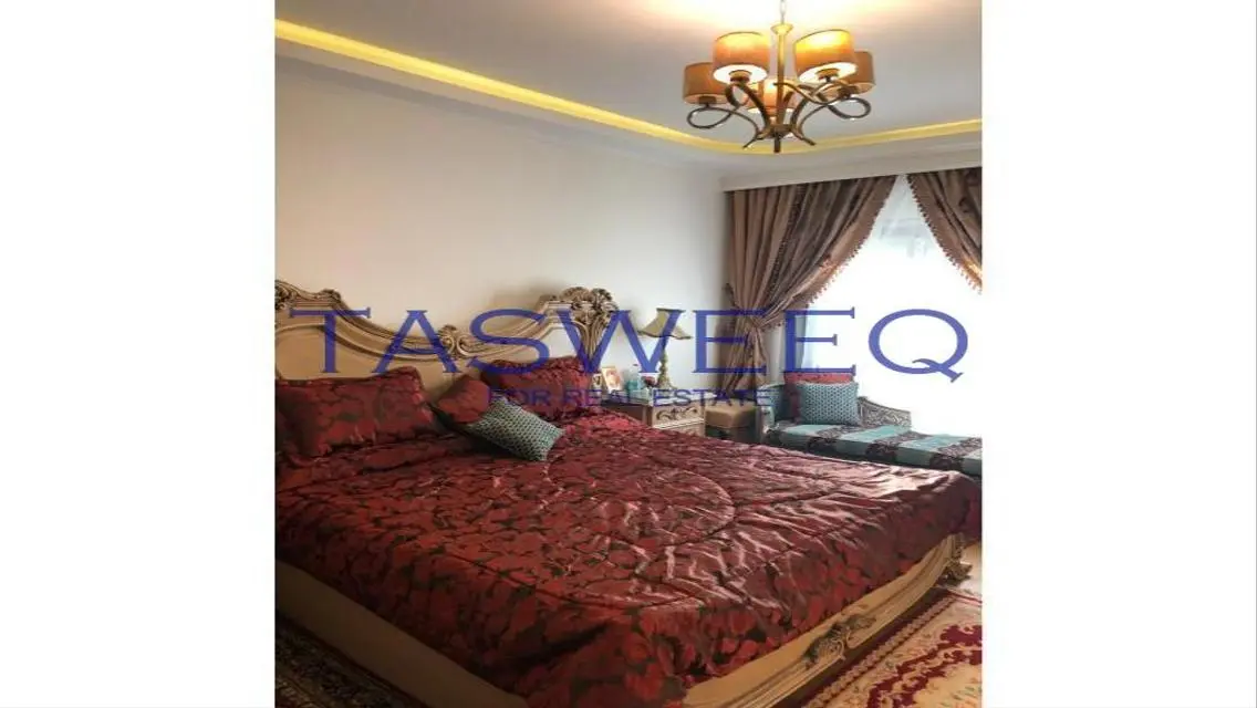 Luxury Villa for Sale with Lake View