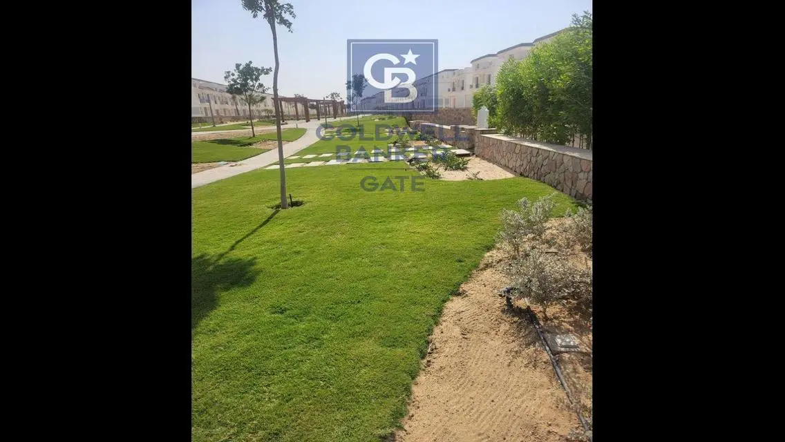 Luxury Villa for Sale with Private Garden in Prime Location