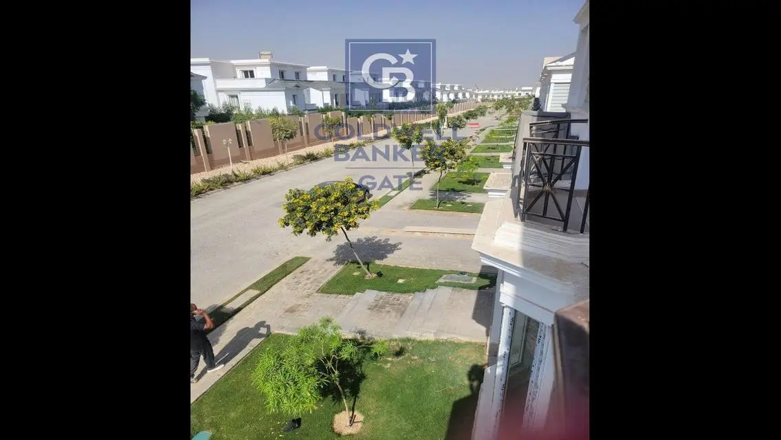 Luxury Villa for Sale with Private Garden in Prime Location