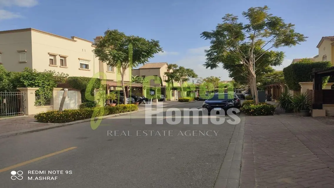 Luxury Villa with Shared Pool and Maid's Room