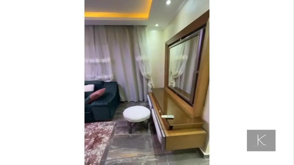 Luxury Villa with Spacious Living in Prime Location