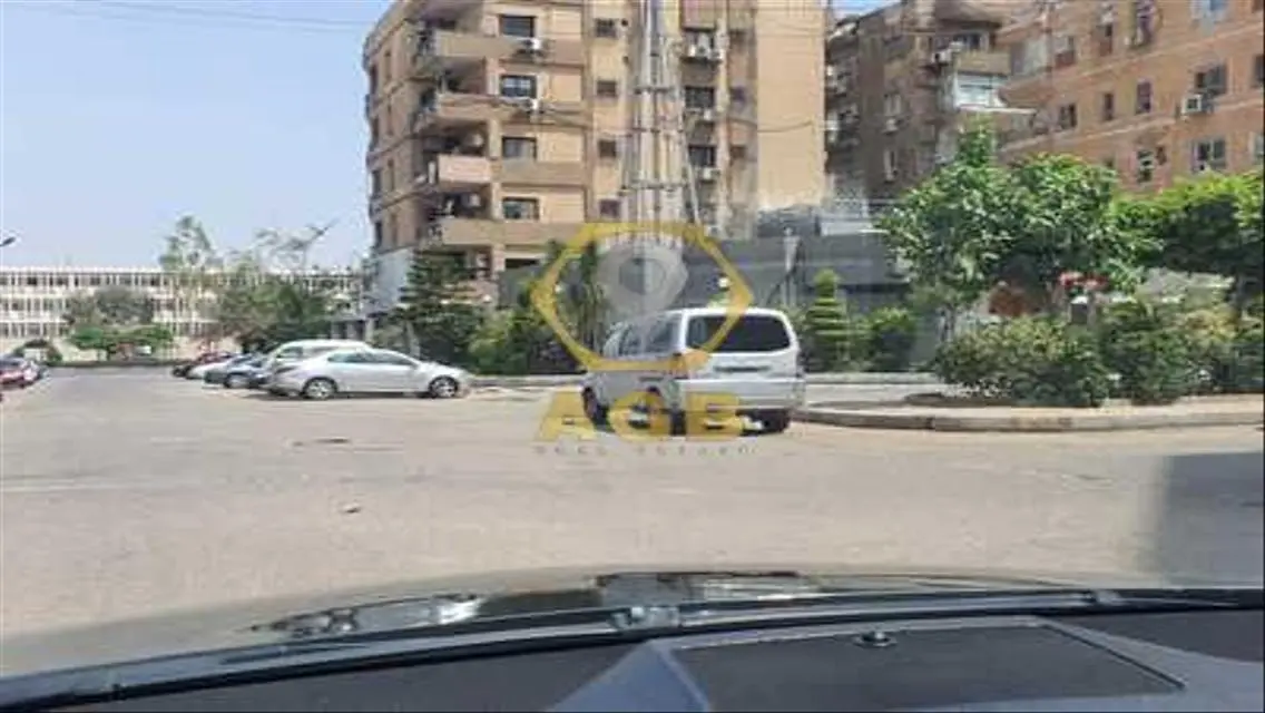 للبيع مقر ترخيص تجارى 250م متفرع من ش العروبه