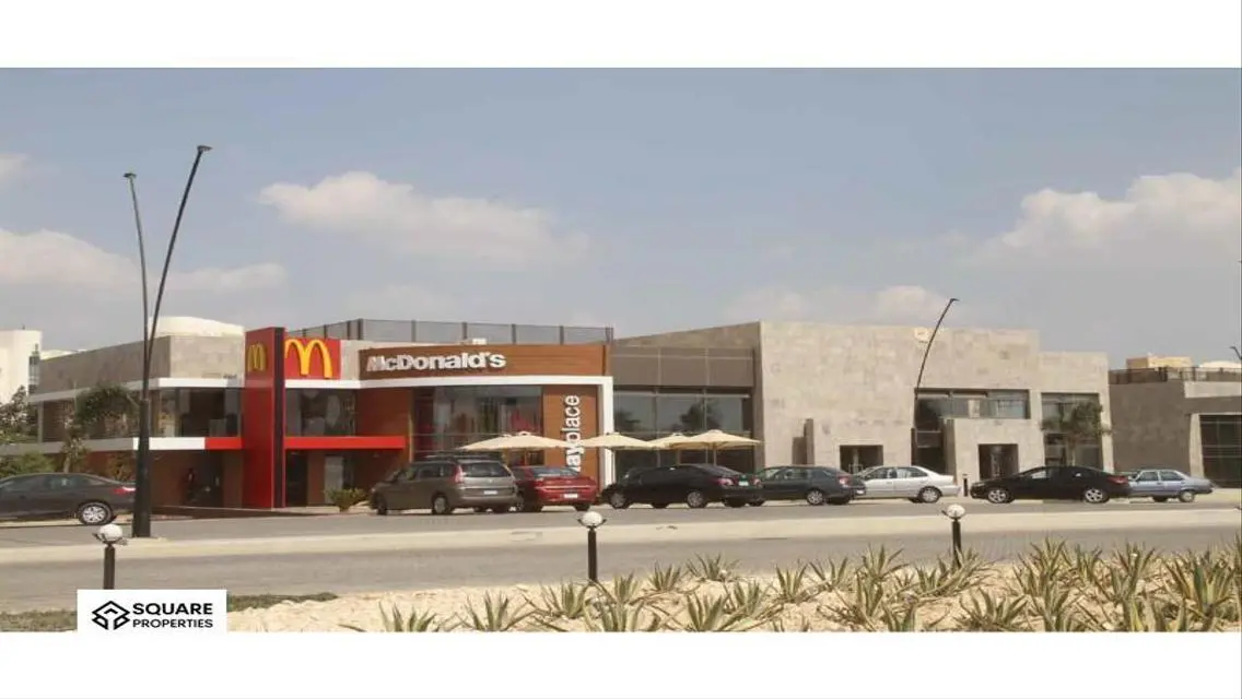 Shop for rent in strip mall sodic prime location