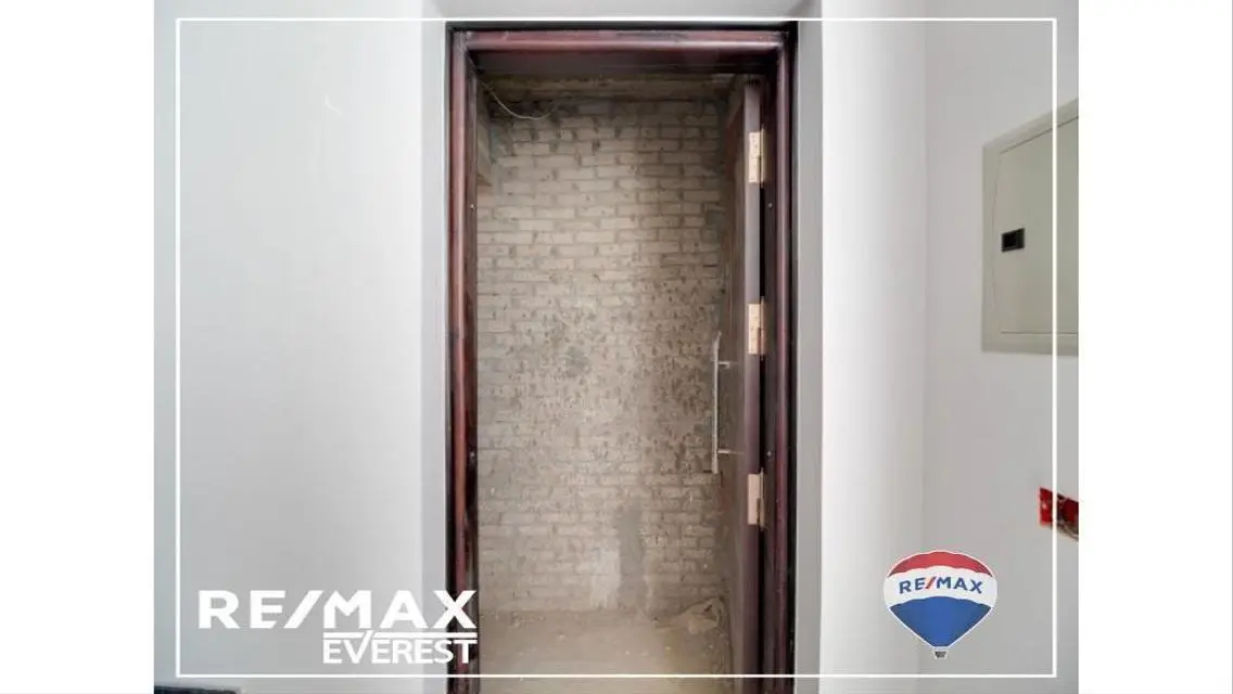 Luxury Home for Sale with Premium Amenities