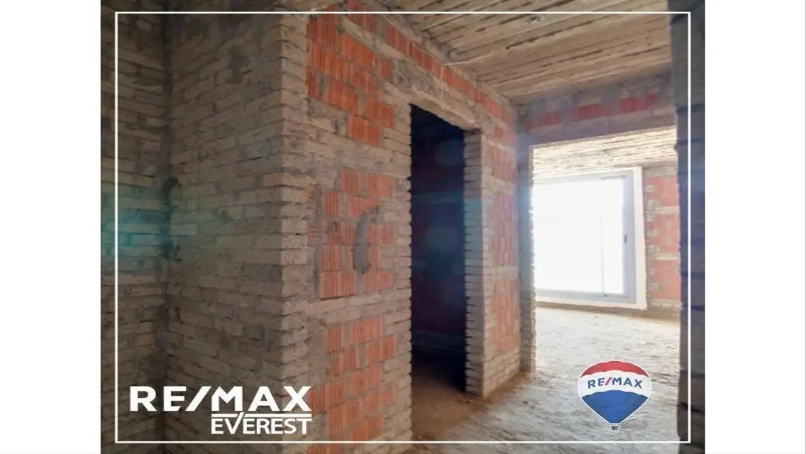 Luxury Home for Sale with Premium Amenities
