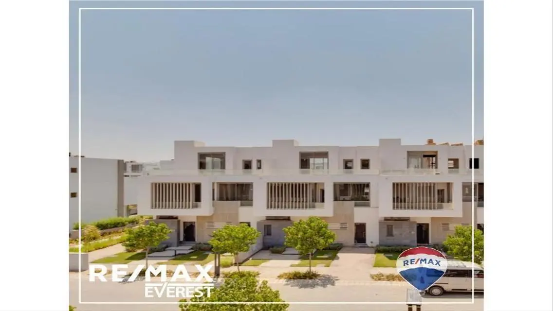 Luxury Home for Sale with Premium Amenities