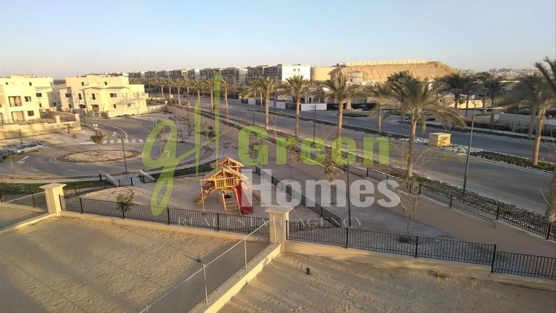 توين هاوس مميز للبيع بموقع مميز