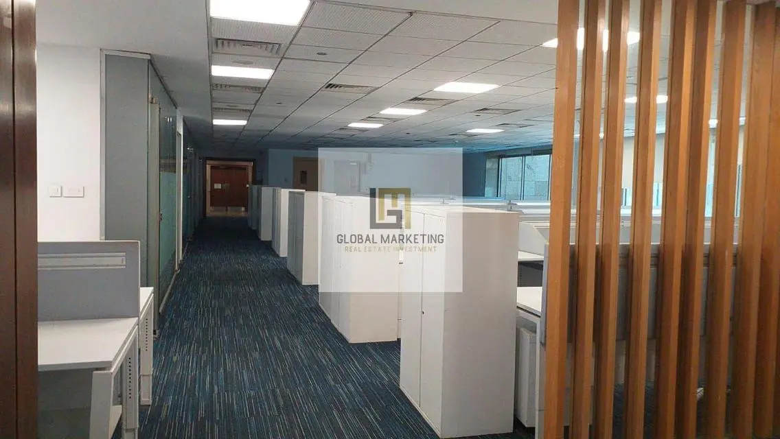 Spacious 200 sqm Apartment for Rent