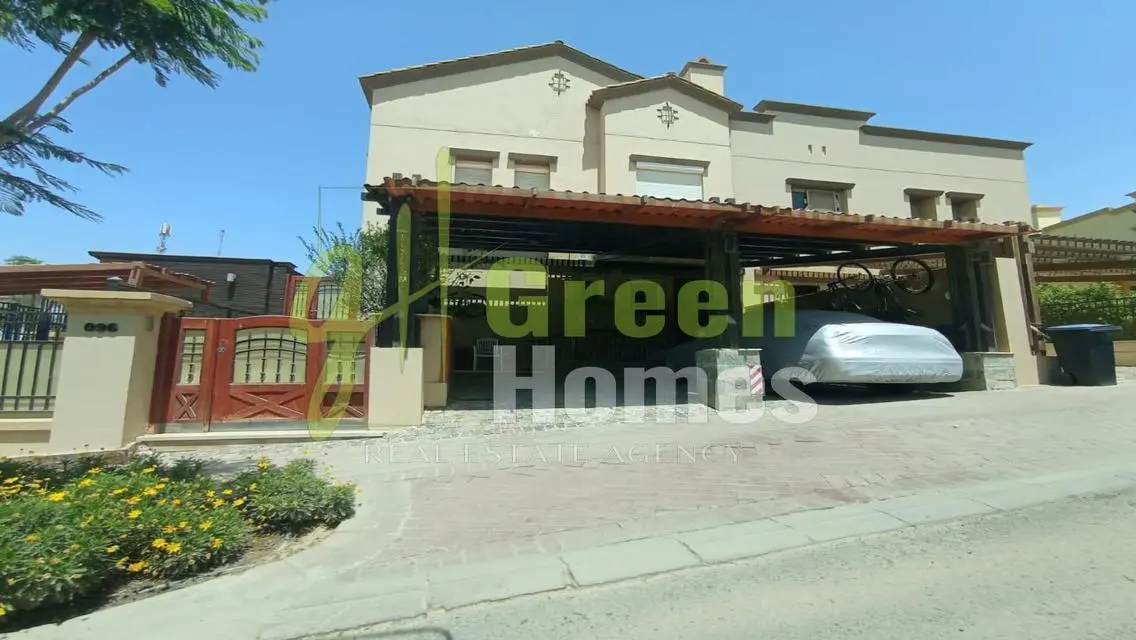 Modern Green Home for Sale