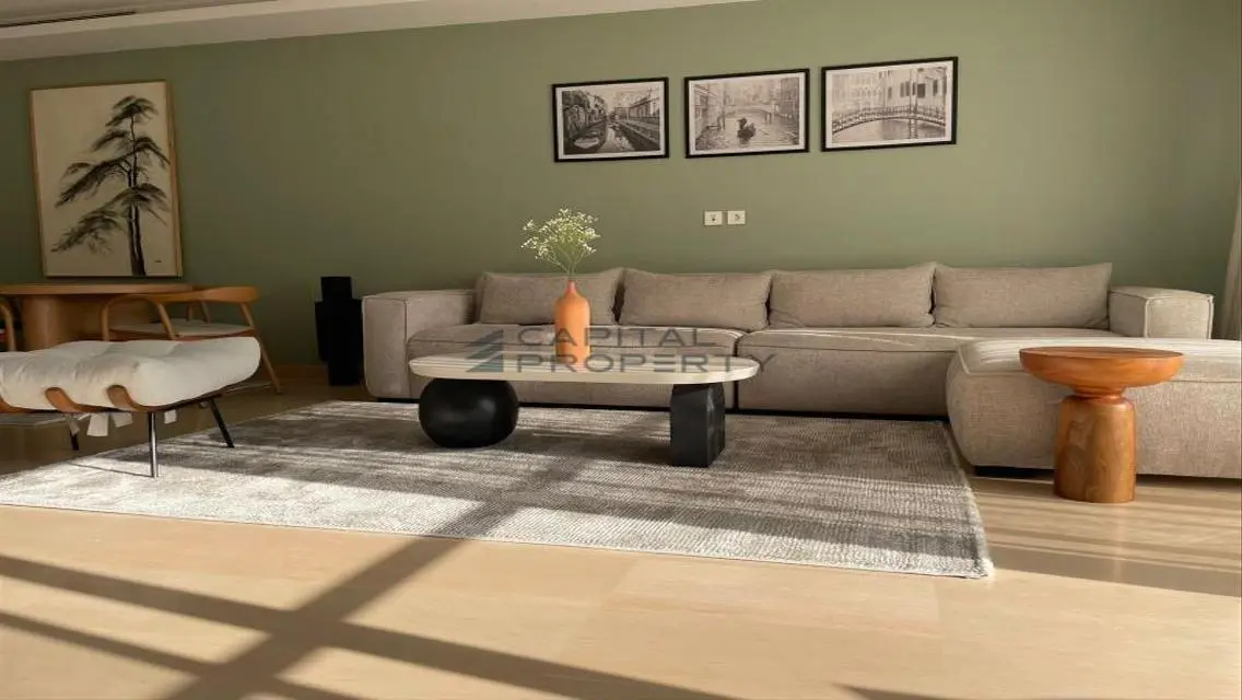 Luxurious Apartment at The Collaborative West