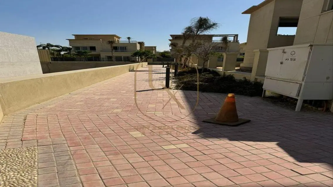 villa stand alone ready to move in Jedar Compound