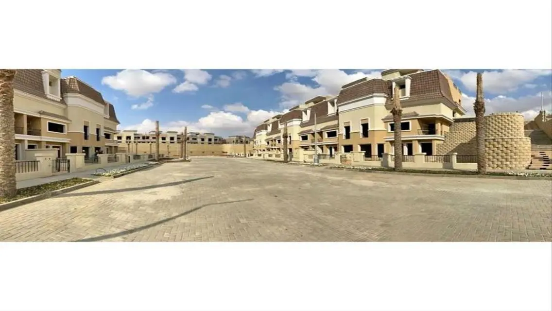 Luxurious Townhouse with Stunning Views in Sarai
