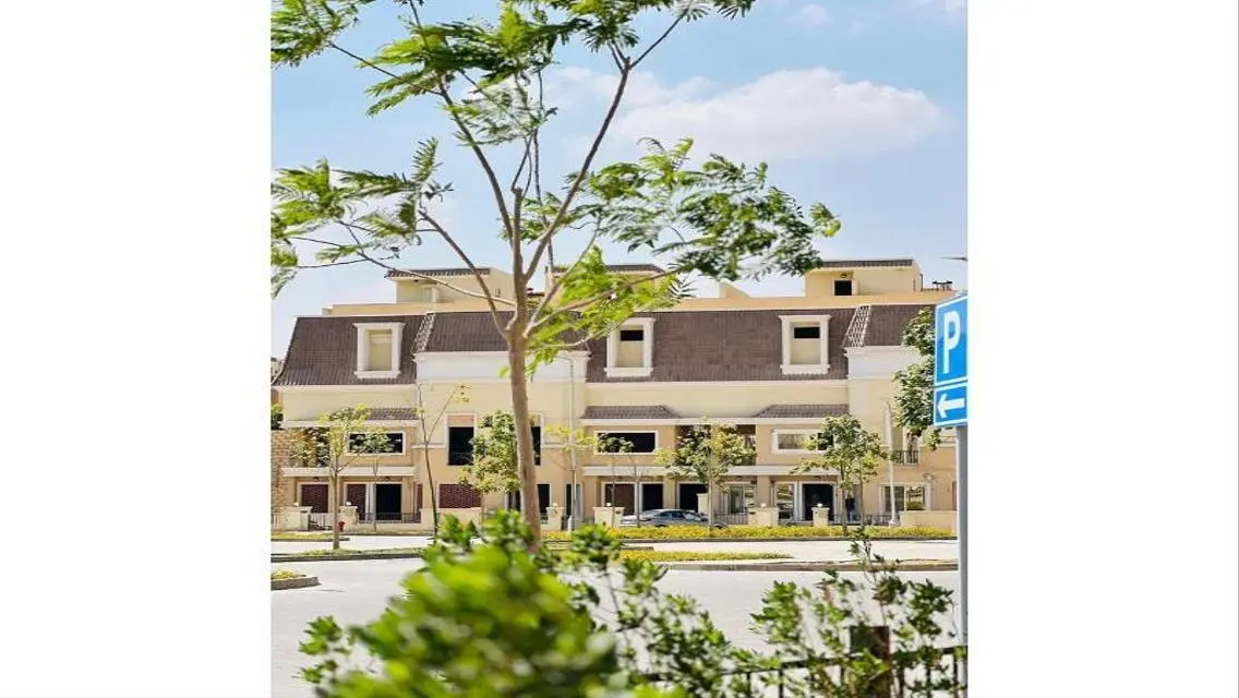 Luxurious Townhouse with Stunning Views in Sarai