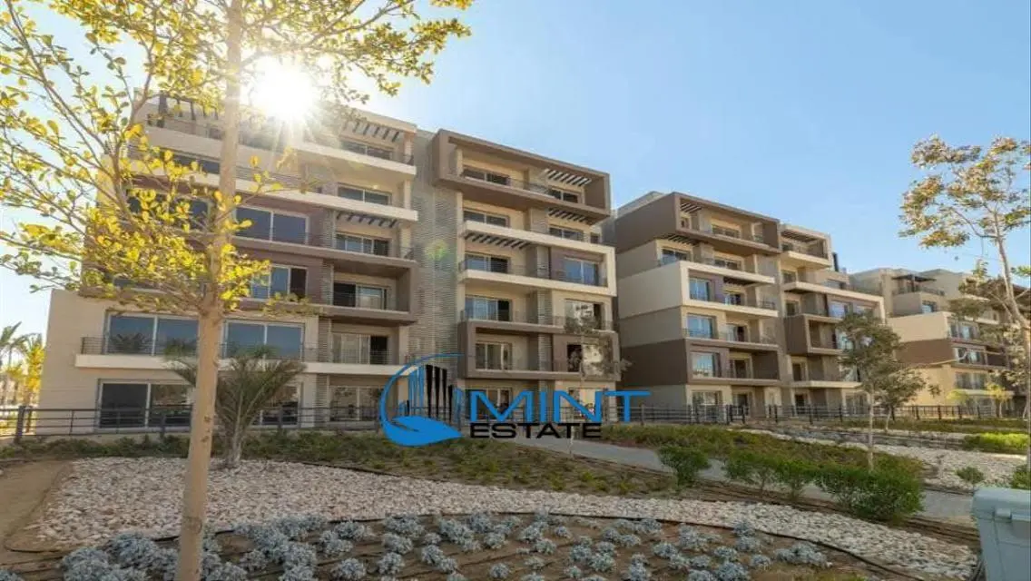 Apartment With Garden In Palm Hills New Cairo