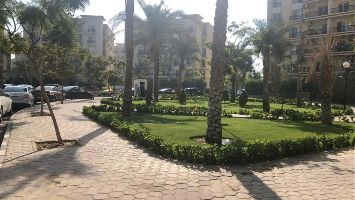 شقه للايجار مفروش في الرحاب