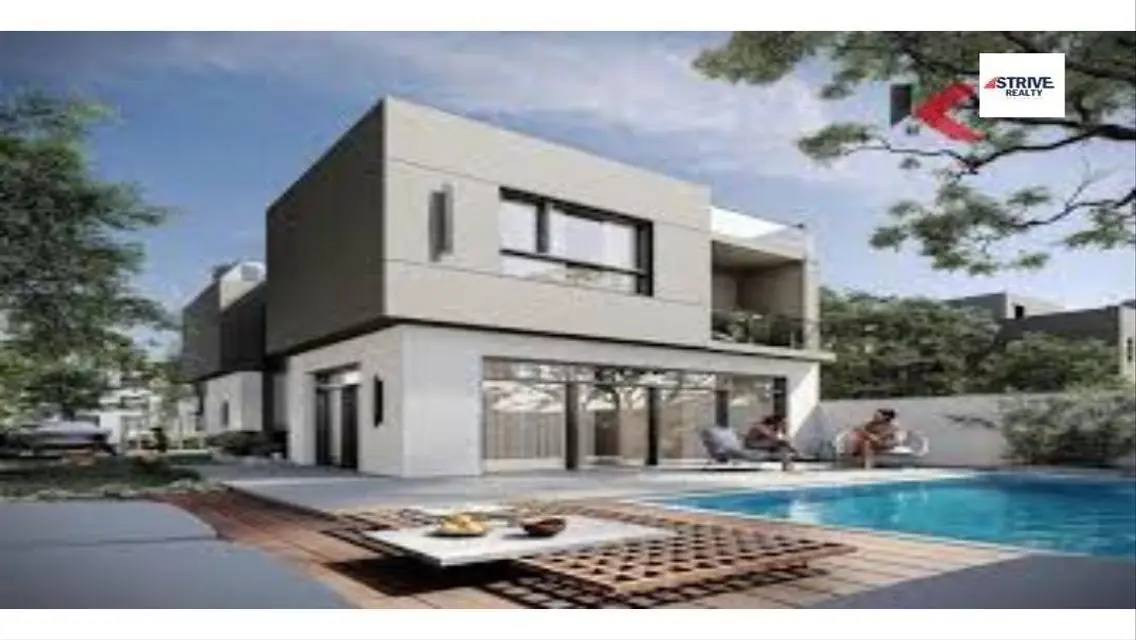 Luxury Villa with Spacious Design and Stunning Lake Views