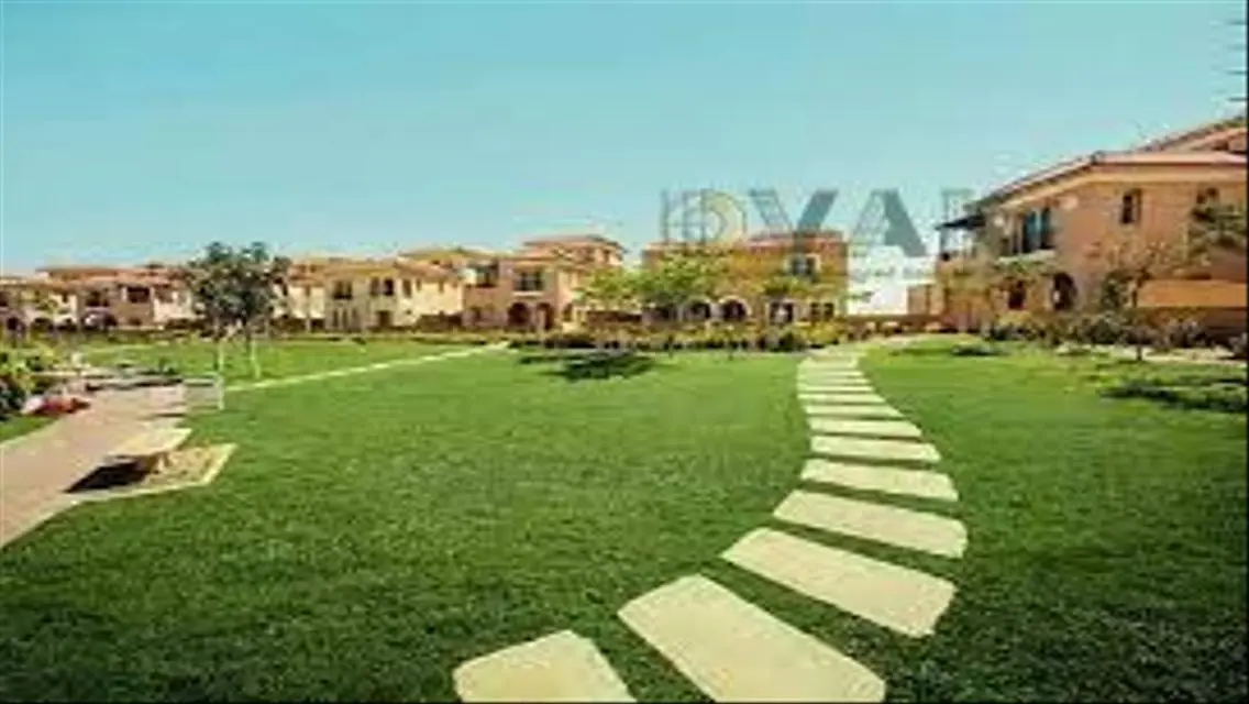 Twin house classic for sale | Hyde Park -New Cairo