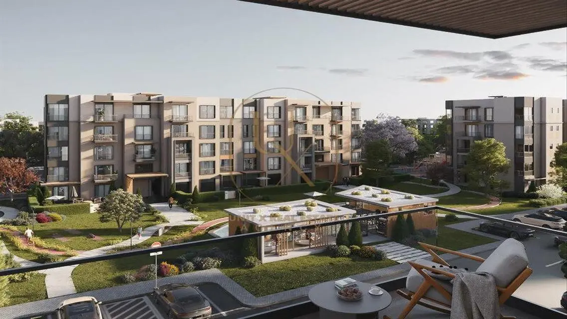 Garden Lakes - Luxurious Apartment for Sale